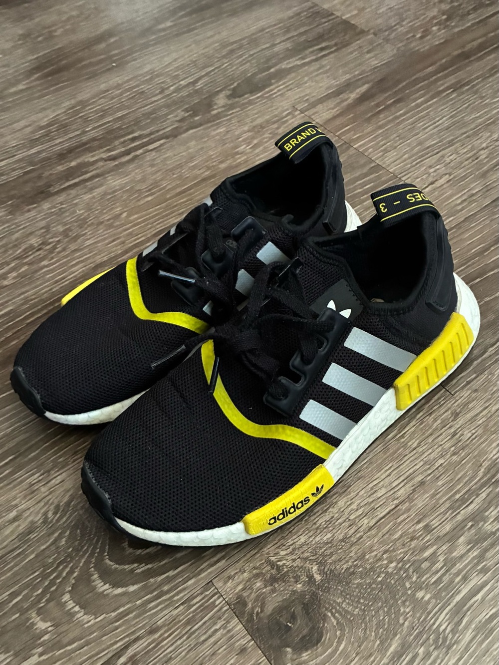 adidas NMD_R1 J 'Thunder'